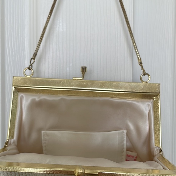 1960-1970’s Hand Made in Hong Kong Evening Bag, Cream - Picture 12 of 16